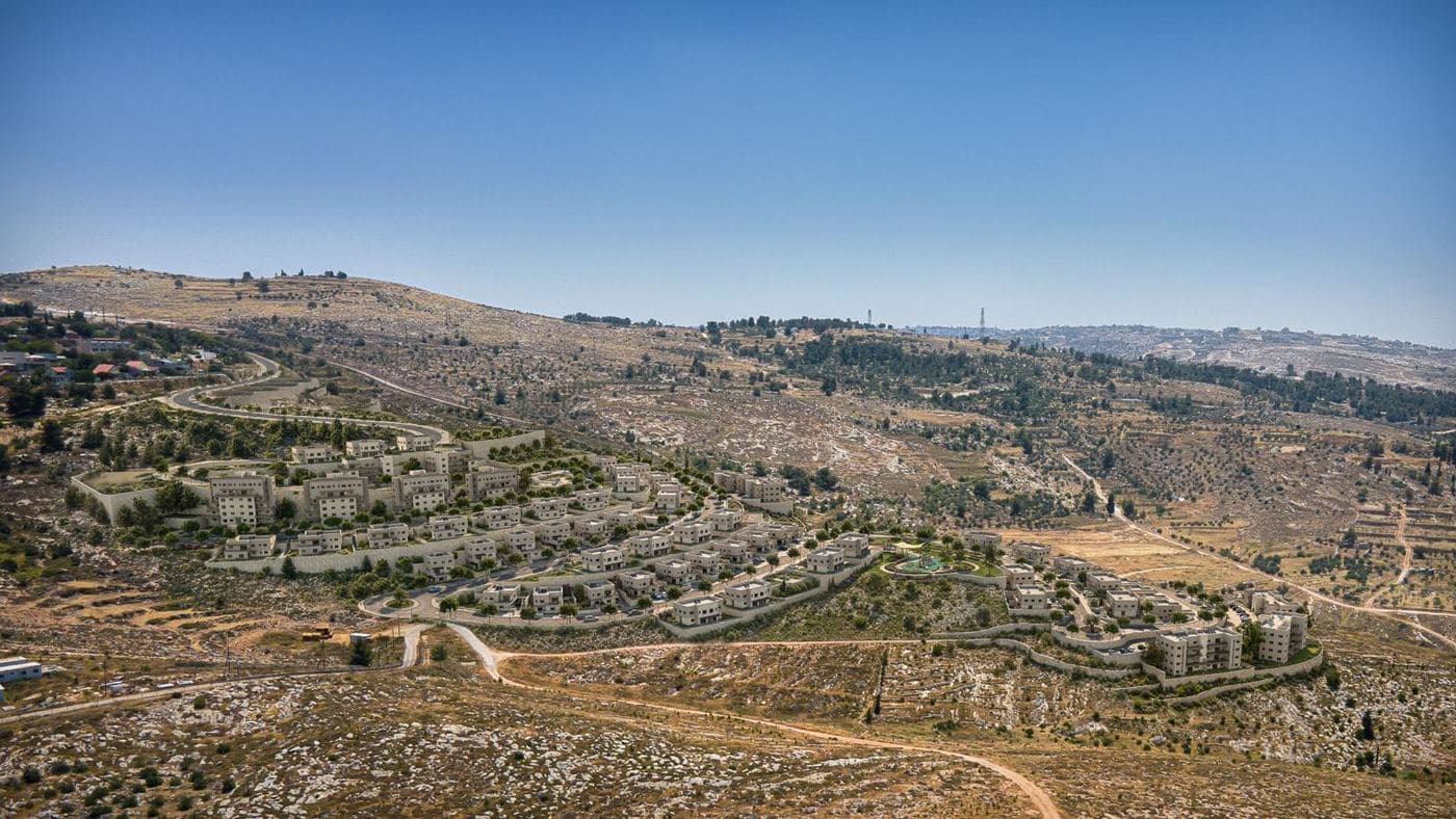 תלם ואדורה, הדמיה 3